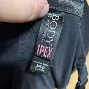Victoria’s Secret IPEX Wireless Bra Black